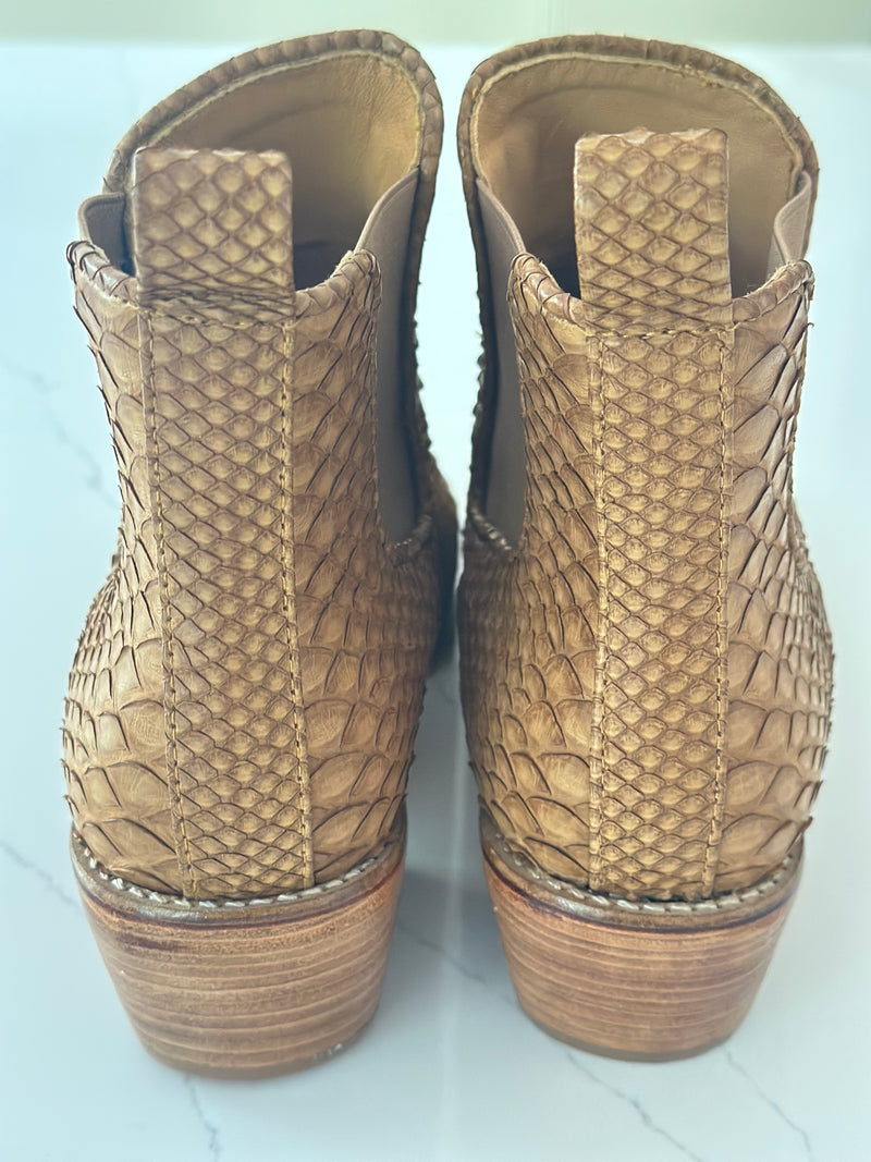 TERRITORY DAMPIER HANDCRAFTED BOOTS